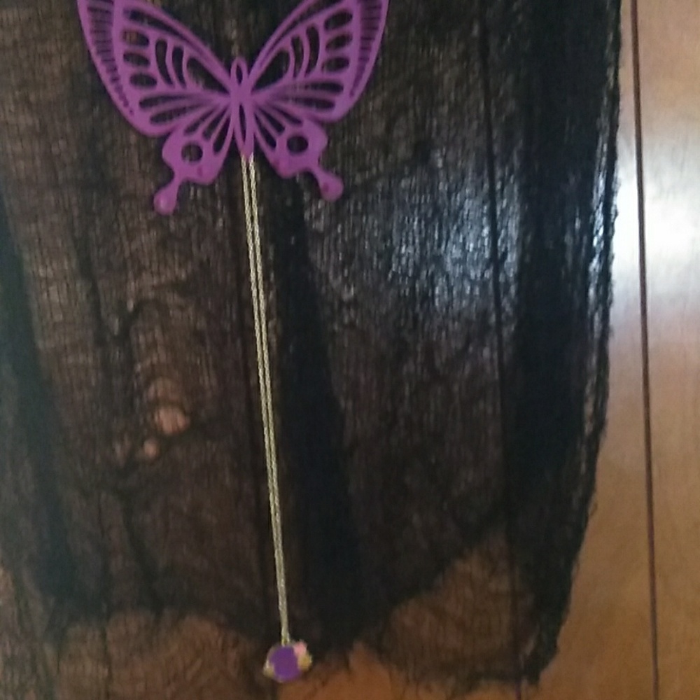 Necklace - Picture 2 of 2
